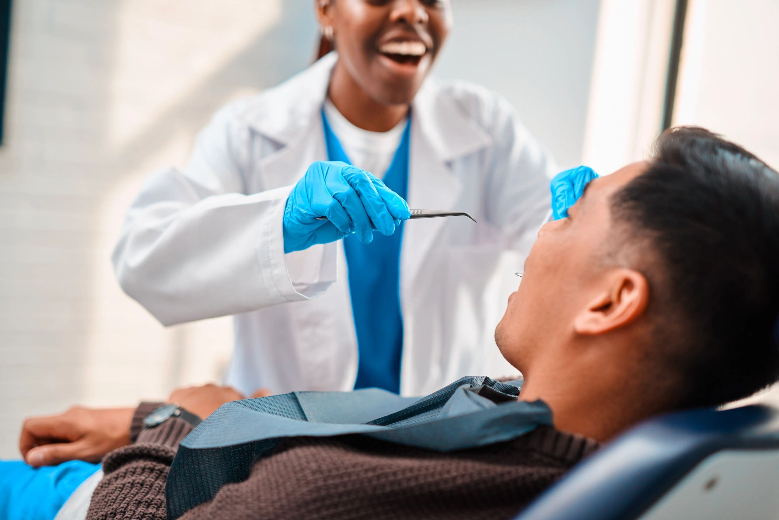 Dentist preparing for a detailed dental examination